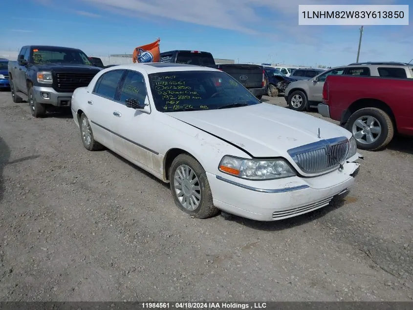 1LNHM82W83Y613850 2003 Lincoln Town Car Signature