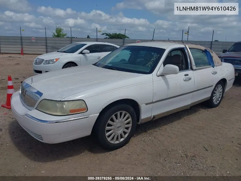 1LNHM81W94Y610426 2004 Lincoln Town Car Signature