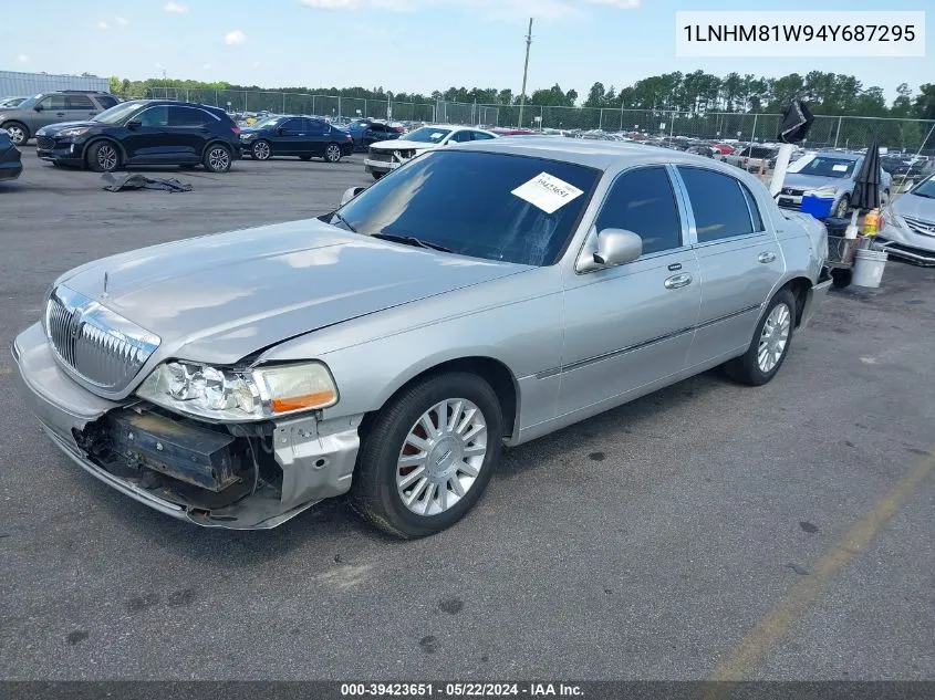 2004 Lincoln Town Car Signature VIN: 1LNHM81W94Y687295 Lot: 39423651