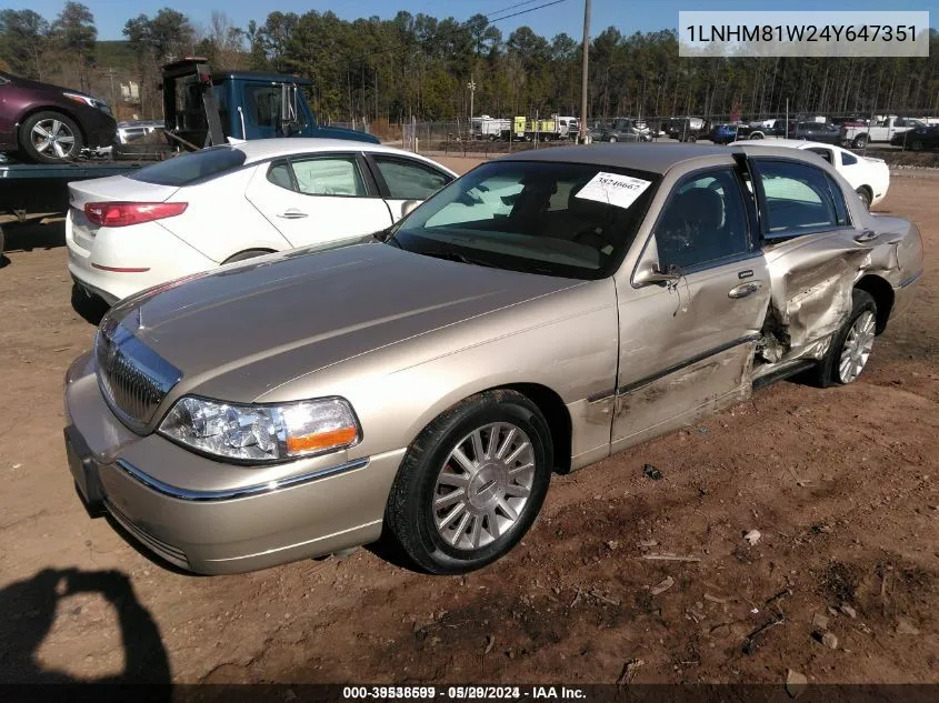 2004 Lincoln Town Car Signature VIN: 1LNHM81W24Y647351 Lot: 39538599