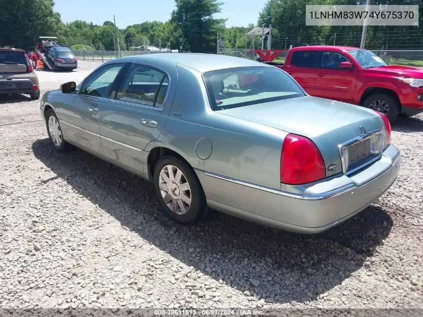 2004 Lincoln Town Car Ultimate VIN: 1LNHM83W74Y675370 Lot: 39611513