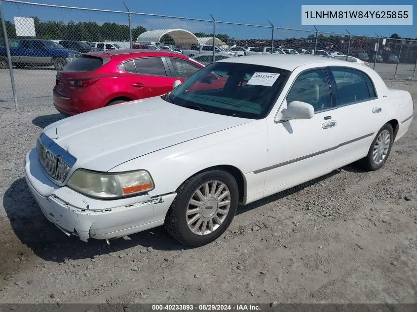 2004 Lincoln Town Car Signature VIN: 1LNHM81W84Y625855 Lot: 40233893