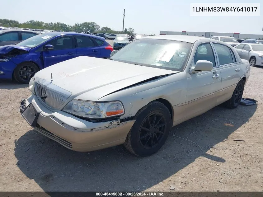 2004 Lincoln Town Car Ultimate VIN: 1LNHM83W84Y641017 Lot: 40415082