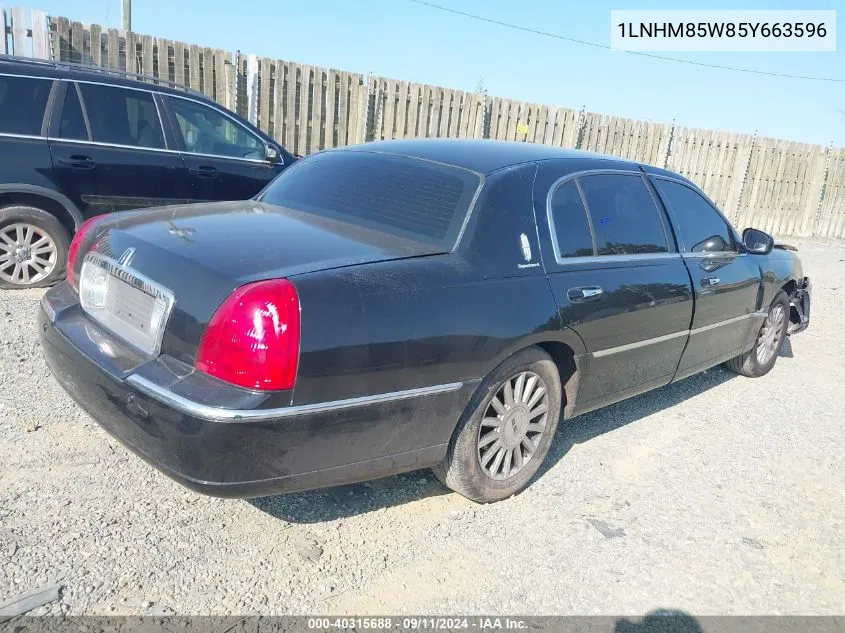 2005 Lincoln Town Car Signature L VIN: 1LNHM85W85Y663596 Lot: 40315688