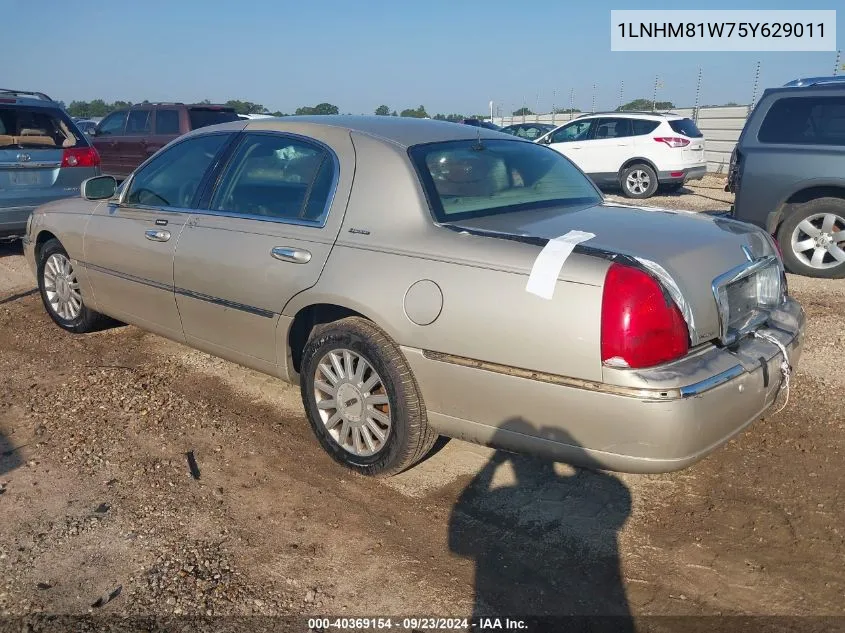 1LNHM81W75Y629011 2005 Lincoln Town Car Signature