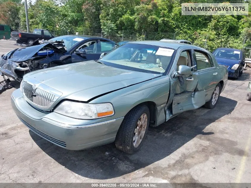 2006 Lincoln Town Car Signature Limited VIN: 1LNHM82V06Y611375 Lot: 39402205