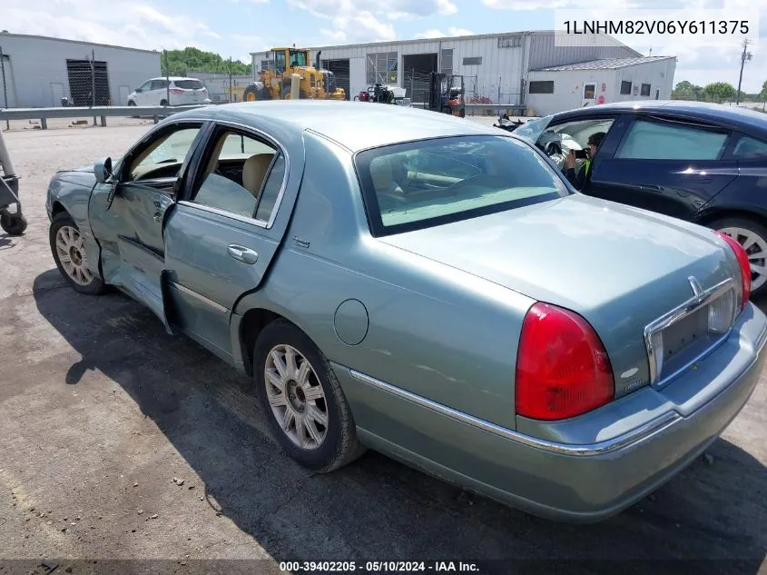 2006 Lincoln Town Car Signature Limited VIN: 1LNHM82V06Y611375 Lot: 39402205