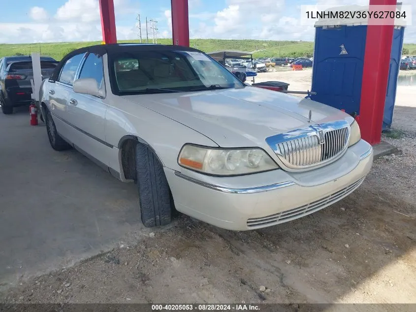 2006 Lincoln Town Car Signature Limited VIN: 1LNHM82V36Y627084 Lot: 40205053