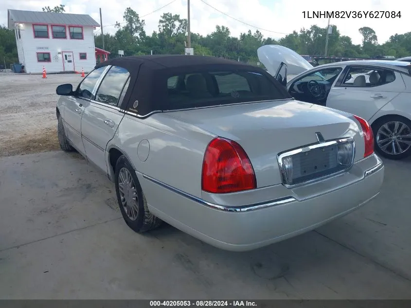 2006 Lincoln Town Car Signature Limited VIN: 1LNHM82V36Y627084 Lot: 40205053