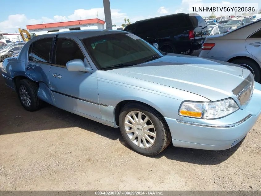 2006 Lincoln Town Car Signature VIN: 1LNHM81V56Y620686 Lot: 40230797