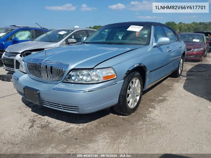 2006 Lincoln Town Car Signature Limited VIN: 1LNHM82V66Y617701 Lot: 40303140