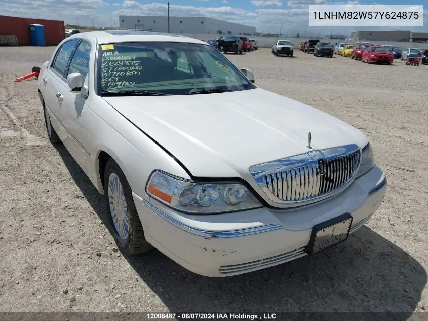 2007 Lincoln Town Car Signature Limited VIN: 1LNHM82W57Y624875 Lot: 12006487