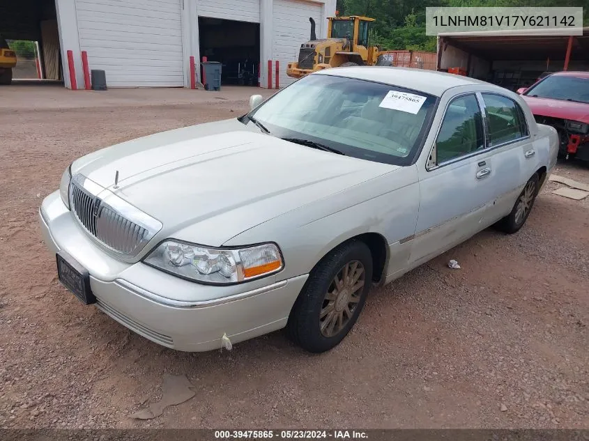 1LNHM81V17Y621142 2007 Lincoln Town Car Signature