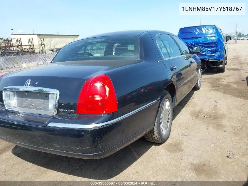 1LNHM85V17Y618767 2007 Lincoln Town Car Signature L