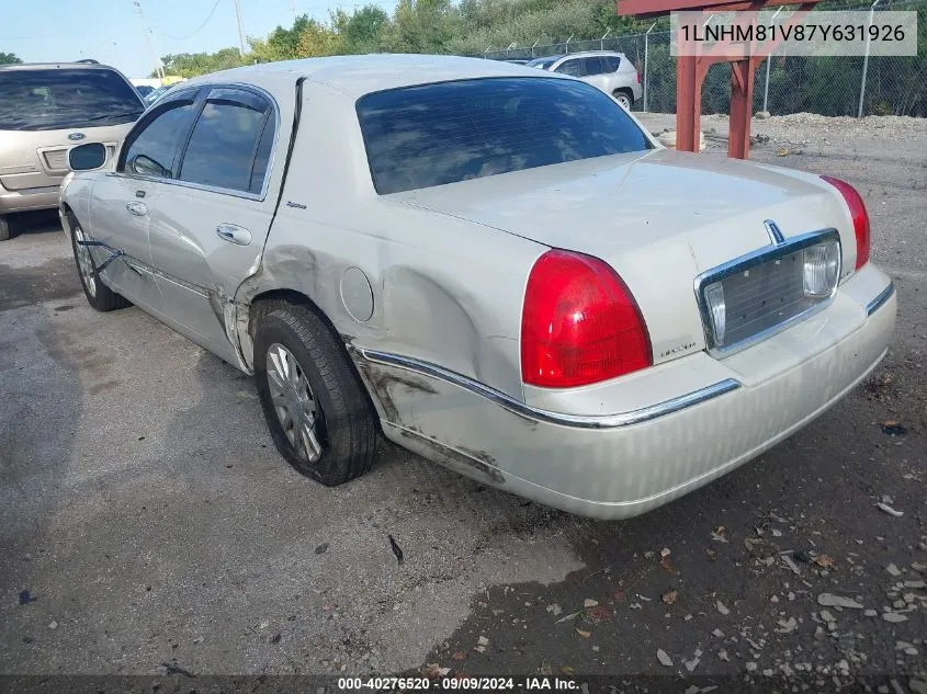 2007 Lincoln Town Car Signature VIN: 1LNHM81V87Y631926 Lot: 40276520