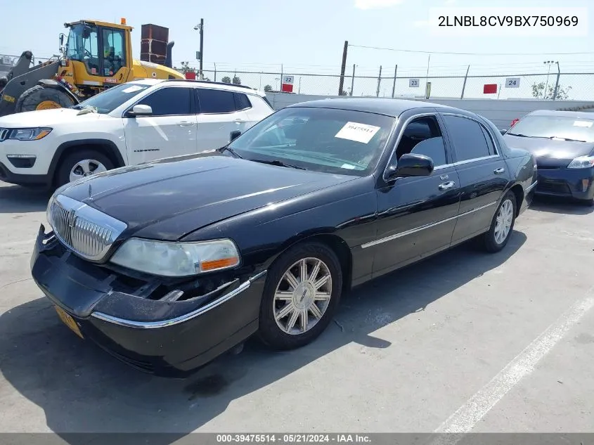 2011 Lincoln Town Car Signature Limited VIN: 2LNBL8CV9BX750969 Lot: 39475514