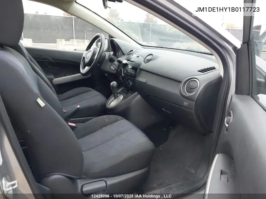 JM1DE1HY1B0117723 2011 Mazda Mazda2