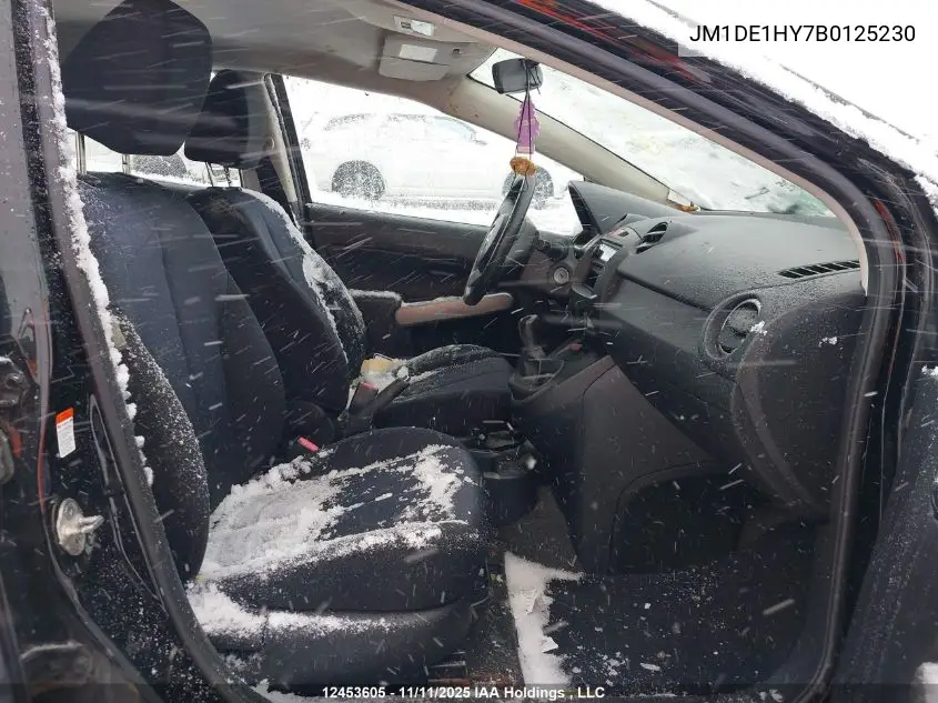 JM1DE1HY7B0125230 2011 Mazda Mazda2