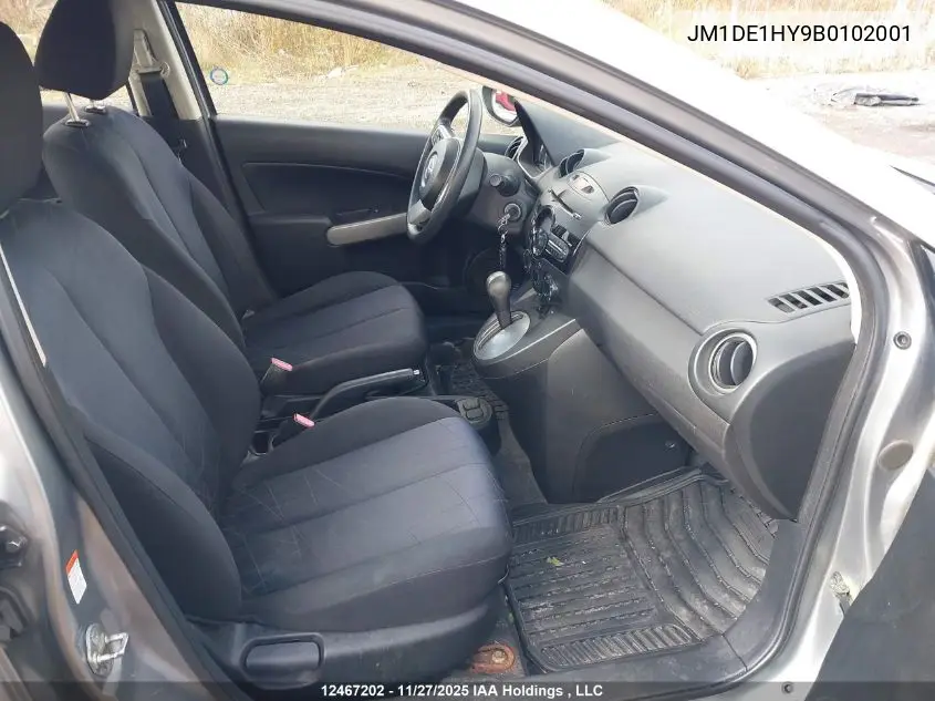 JM1DE1HY9B0102001 2011 Mazda Mazda2 Gs/Gx