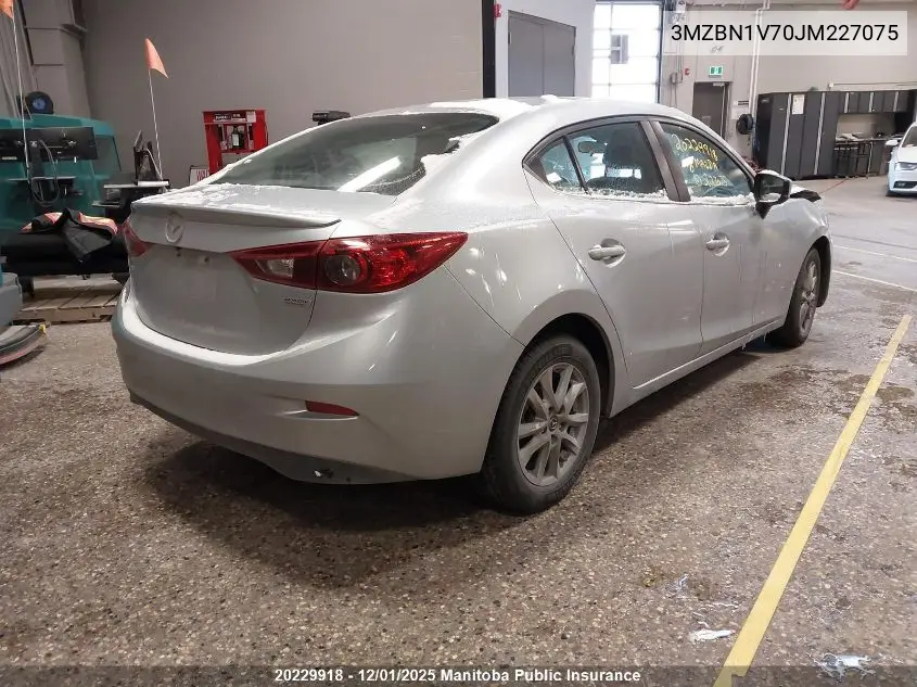 3MZBN1V70JM227075 2018 Mazda Mazda3 Gs Sky