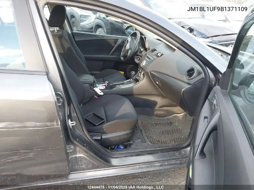 JM1BL1UF9B1371109 2011 Mazda Mazda3