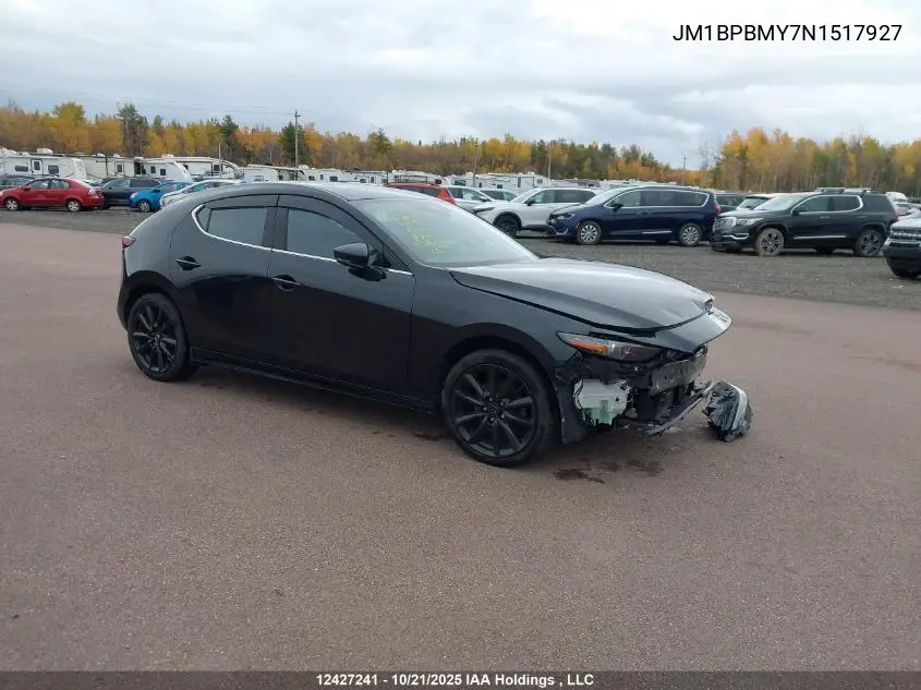 JM1BPBMY7N1517927 2022 Mazda 3 Premium
