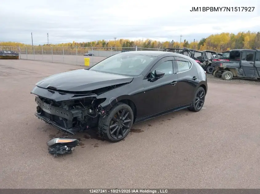 JM1BPBMY7N1517927 2022 Mazda 3 Premium