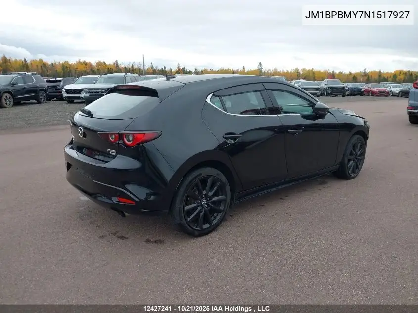 JM1BPBMY7N1517927 2022 Mazda 3 Premium