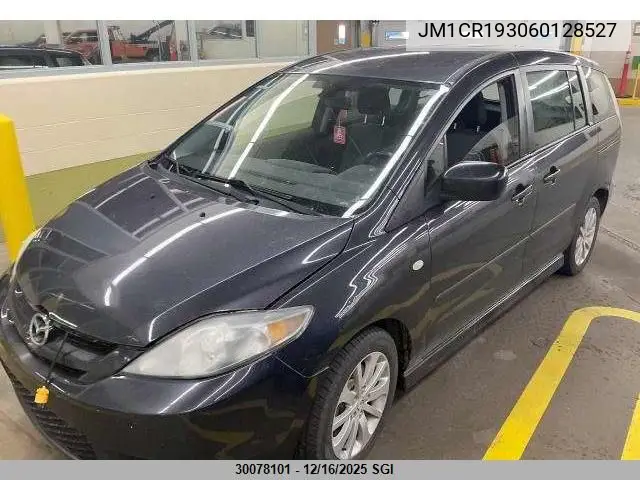JM1CR193060128527 2006 Mazda 5