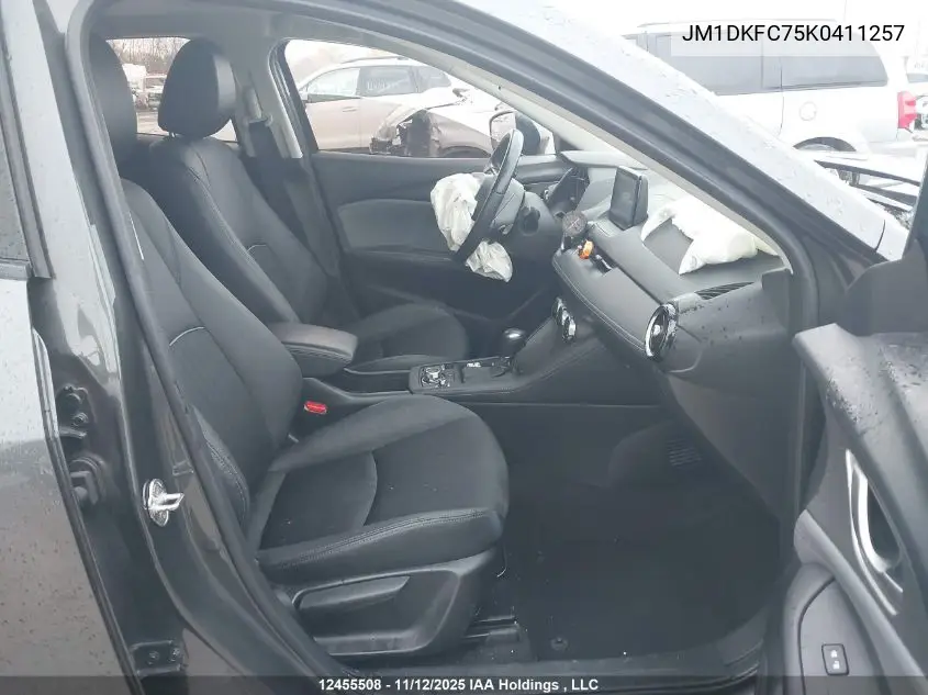 JM1DKFC75K0411257 2019 Mazda Cx-3 Gs