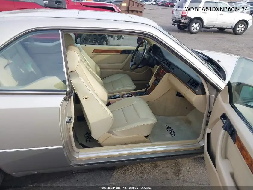WDBEA51DXNB606434 1992 Mercedes-Benz 300 Ce