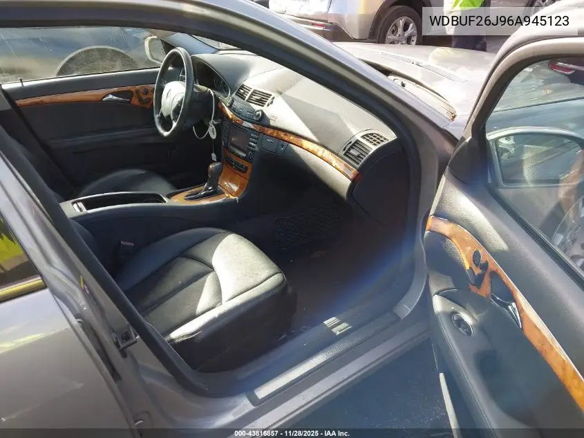 WDBUF26J96A945123 2006 Mercedes-Benz E 320 Cdi