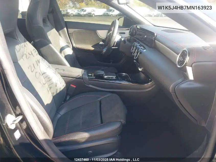 W1K5J4HB7MN163923 2021 Mercedes-Benz Cla 250 Coupe 4Matic