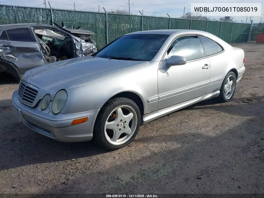 WDBLJ70G61T085019 2001 Mercedes-Benz Clk 430
