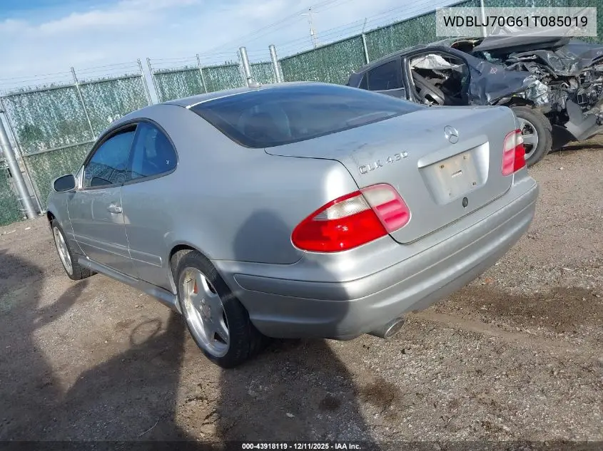WDBLJ70G61T085019 2001 Mercedes-Benz Clk 430