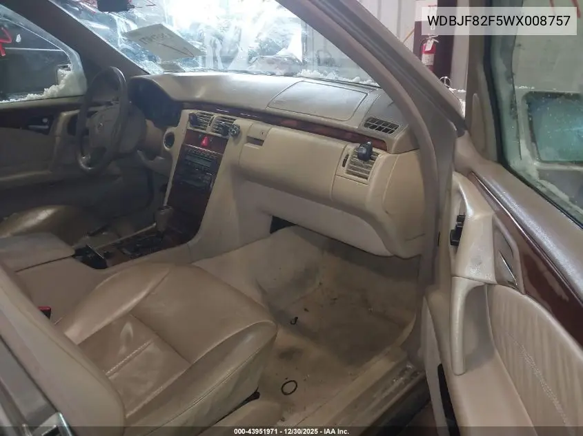 WDBJF82F5WX008757 1998 Mercedes-Benz E 320 Awd