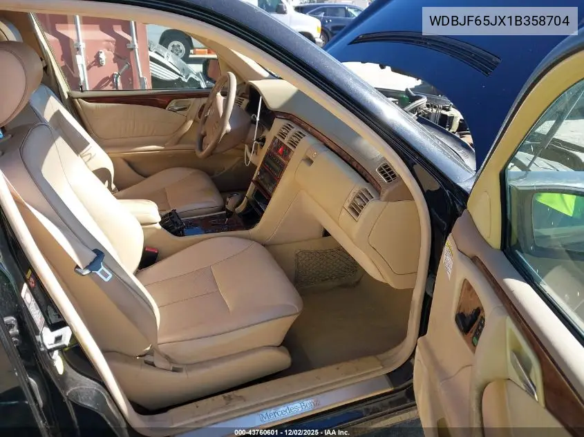 WDBJF65JX1B358704 2001 Mercedes-Benz E 320