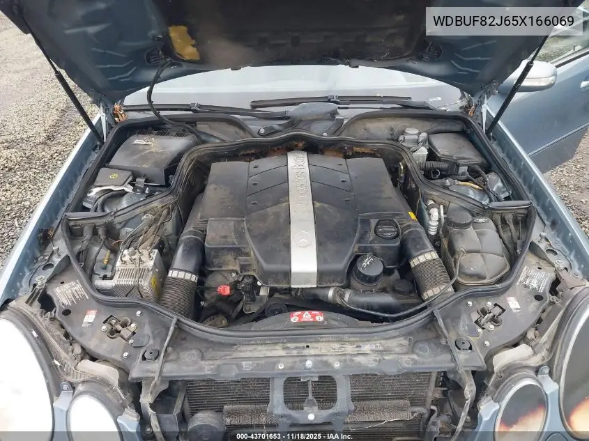 WDBUF82J65X166069 2005 Mercedes-Benz E 320 4Matic