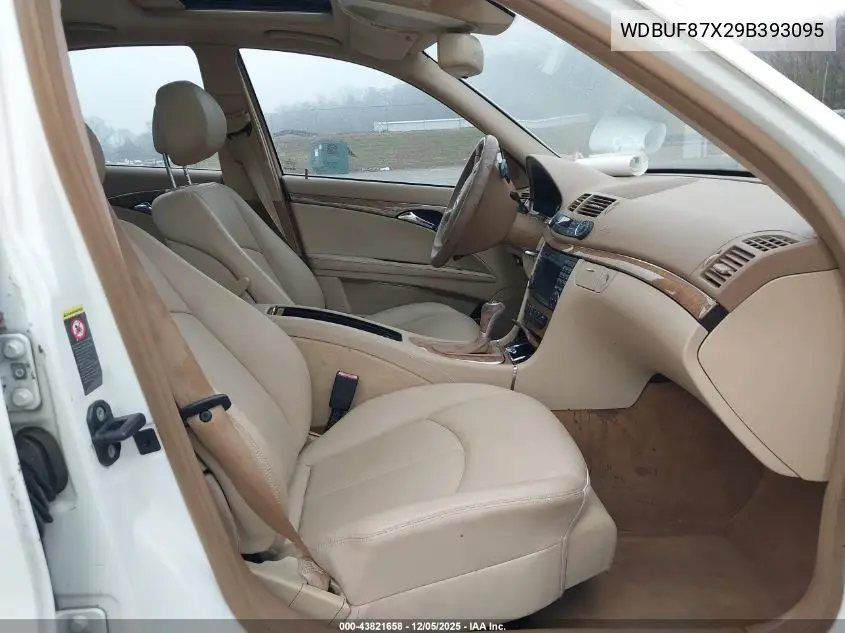 WDBUF87X29B393095 2009 Mercedes-Benz E 350 4Matic