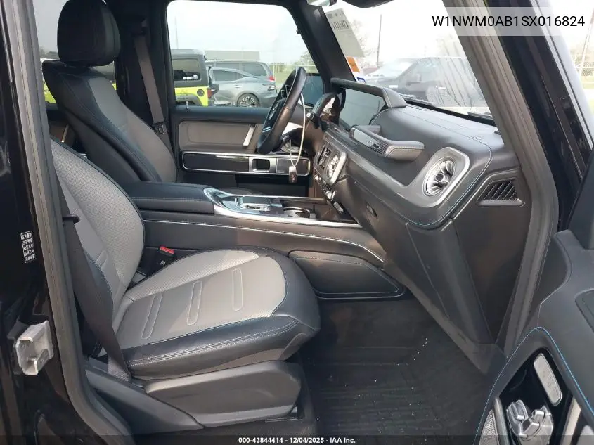 W1NWM0AB1SX016824 2025 Mercedes-Benz G 580E