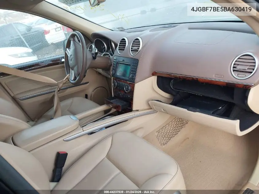 4JGBF7BE5BA630419 2011 Mercedes-Benz Gl 450 4Matic