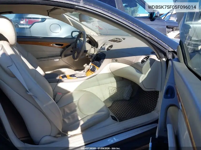 WDBSK75F05F096014 2005 Mercedes-Benz Sl 500