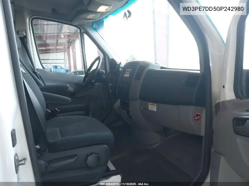 WD3PE7DD5GP242980 2016 Mercedes-Benz Sprinter 2500 Normal Roof