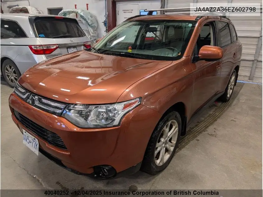 JA4AZ2A36EZ602798 2014 Mitsubishi Outlander Es