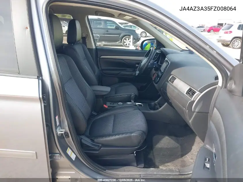 JA4AZ3A35FZ008064 2015 Mitsubishi Outlander Se