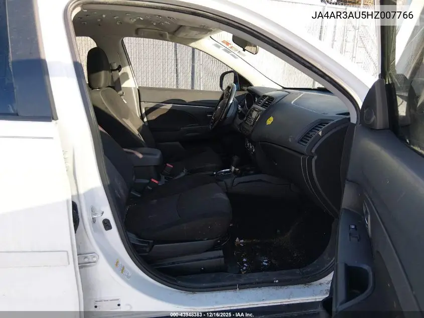 JA4AR3AU5HZ007766 2017 Mitsubishi Outlander Sport 2.0 Le