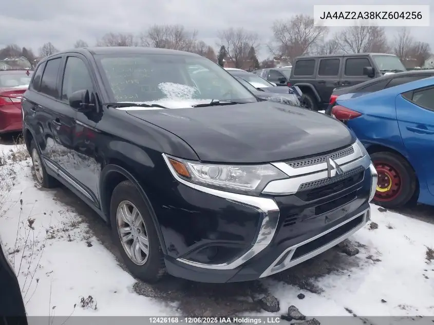 JA4AZ2A38KZ604256 2019 Mitsubishi Outlander Es