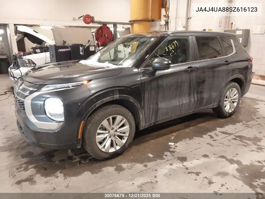 JA4J4UA88SZ616123 2025 Mitsubishi Outlander Es