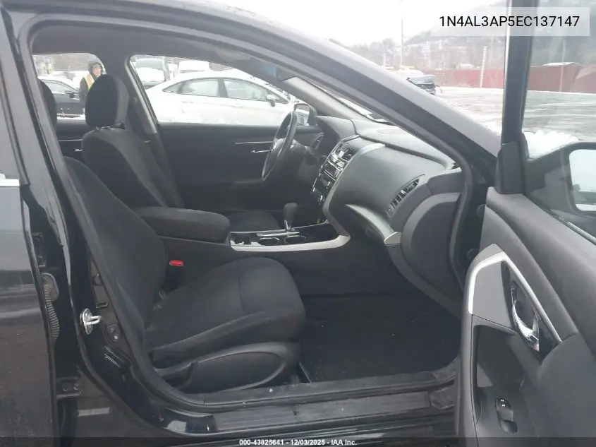 1N4AL3AP5EC137147 2014 Nissan Altima 2.5