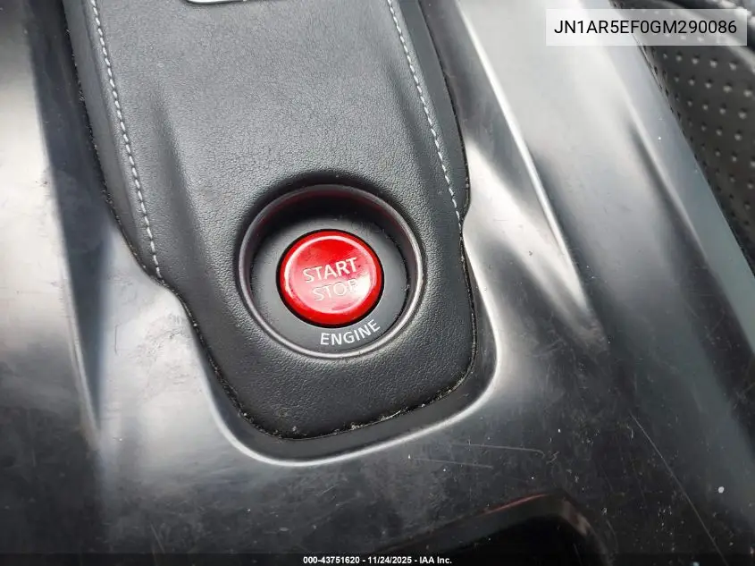 JN1AR5EF0GM290086 2016 Nissan Gt-R Black Edition